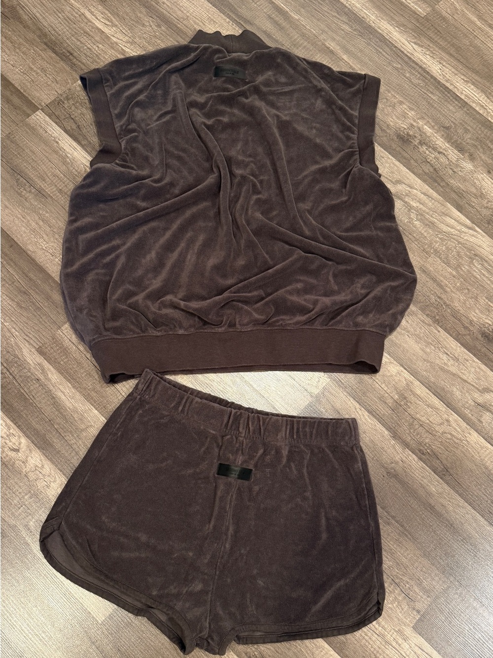ESSENTIALS Fear of God 🔥🔥Grey Velour 2pc Set Logo Top XL & Shorts L Women/Unisex